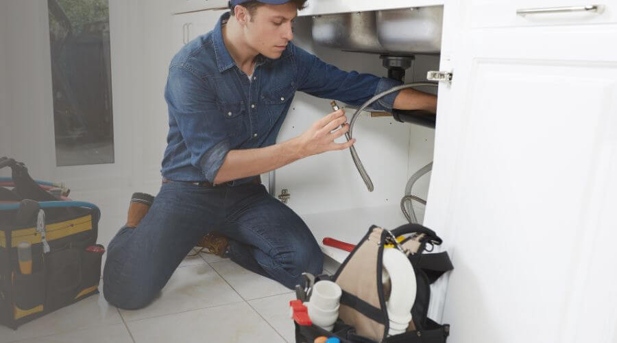 Professional same day plumber in Ferndale, MI